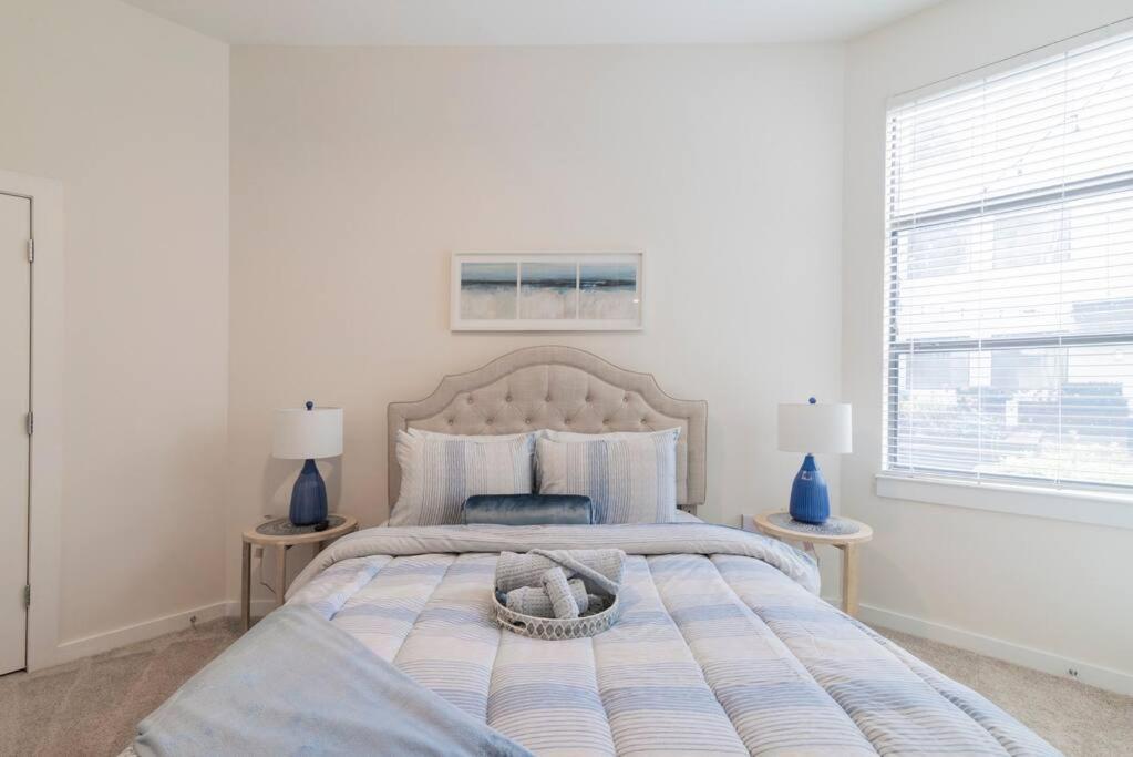 Charming Cozy Apartment With Wi-Fi & Free Parking Charlotte Exterior foto